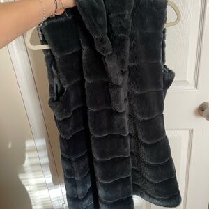 Luxurious Dark Green Faux Fur Vest